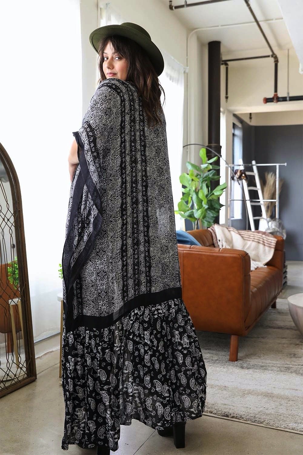 Paisley Free Flow Kimono - Boho Vida